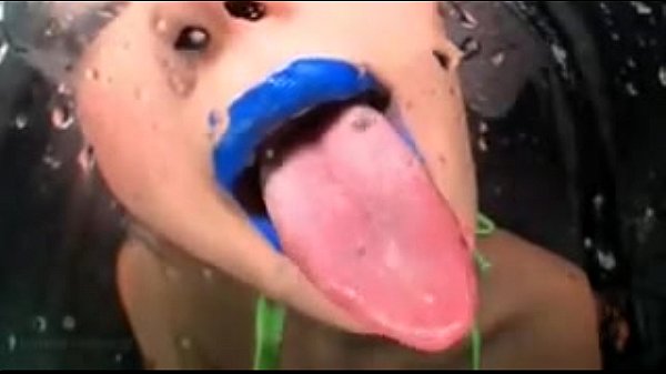 Japanese Lipstick Porn - Japanese Blue Lipstick (Spitting-Fetish) - XXL FREEPORN
